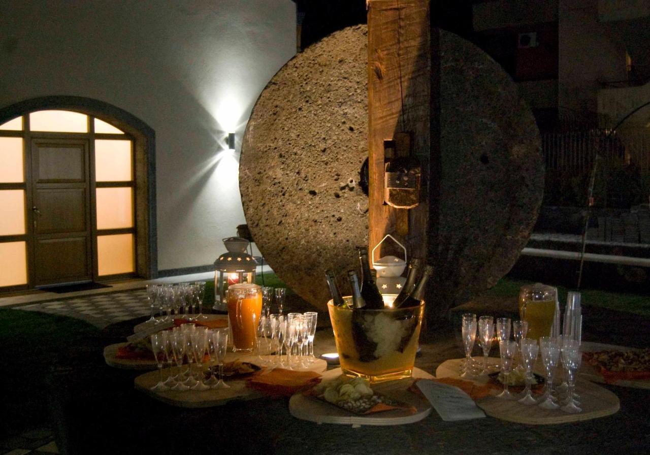 B&B Le Antiche Cisterne Tremestieri Etneo Exterior foto